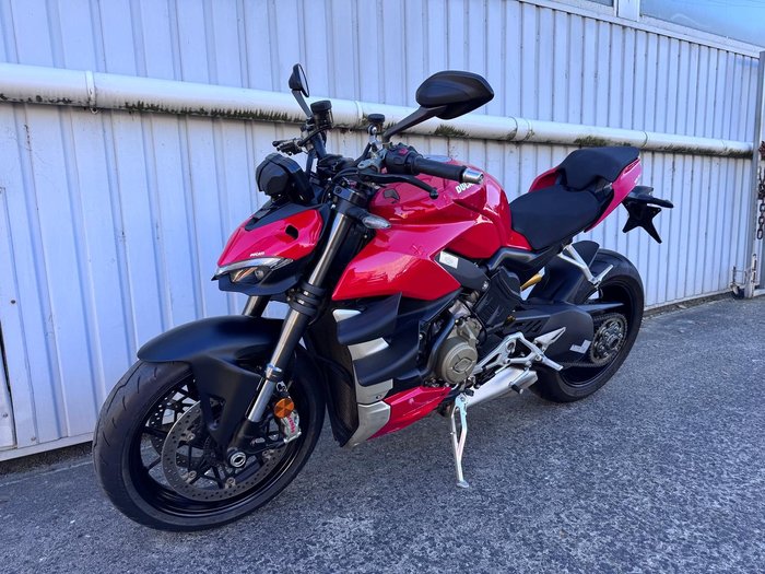 2020 Ducati Streetfighter V4 Streetfighter Red