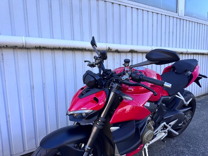 2020 Ducati Streetfighter V4 Streetfighter Red