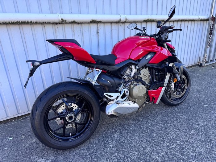 2020 Ducati Streetfighter V4 Streetfighter Red
