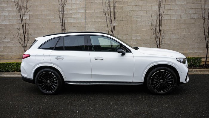 2026 Mercedes-Benz GLC-Class GLC300