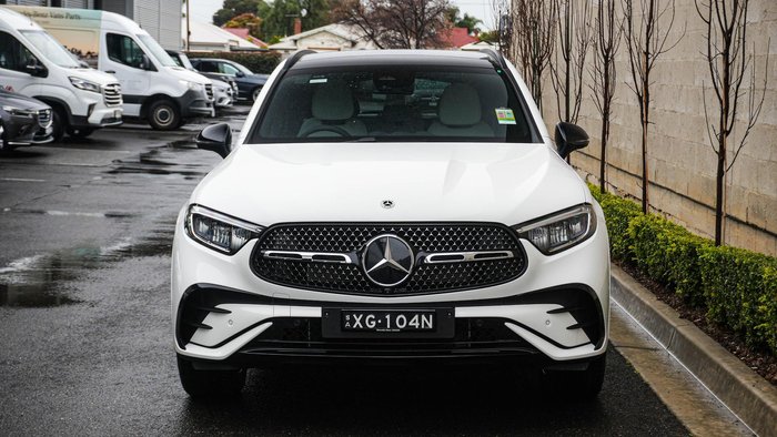 2026 Mercedes-Benz GLC-Class GLC300