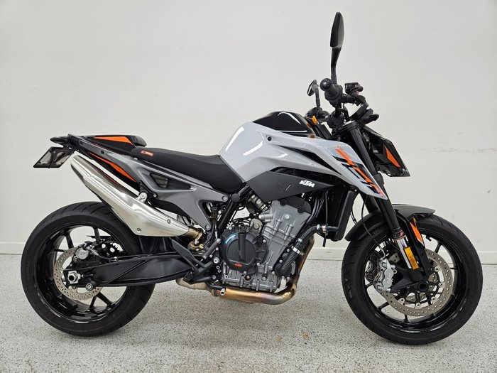 2024 Ktm 790 DUKE grey