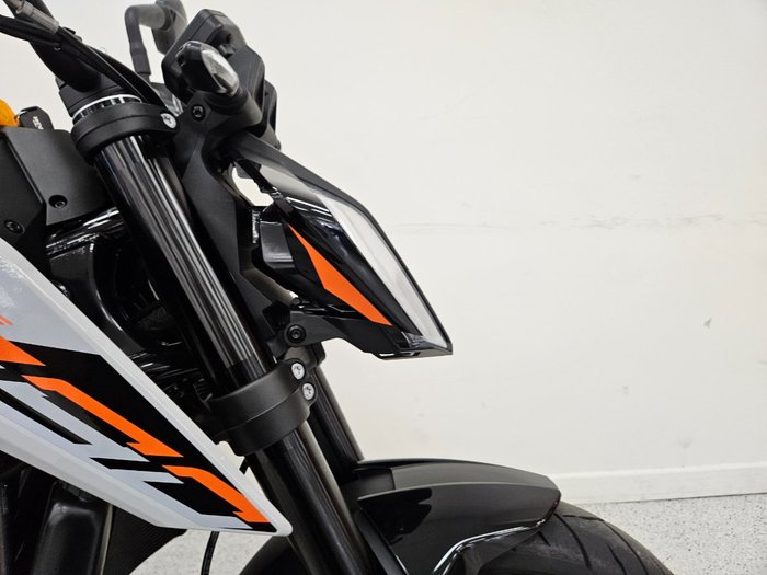 2024 Ktm 790 DUKE grey