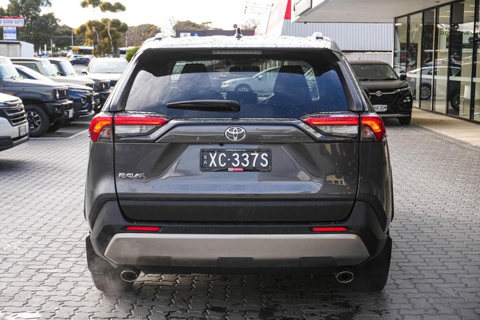 2022 Toyota RAV4 GXL