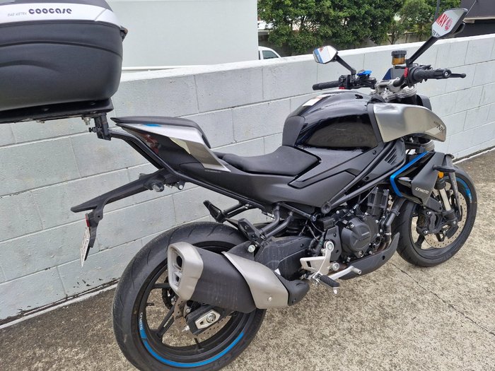2026 CFMOTO 450 NK Black