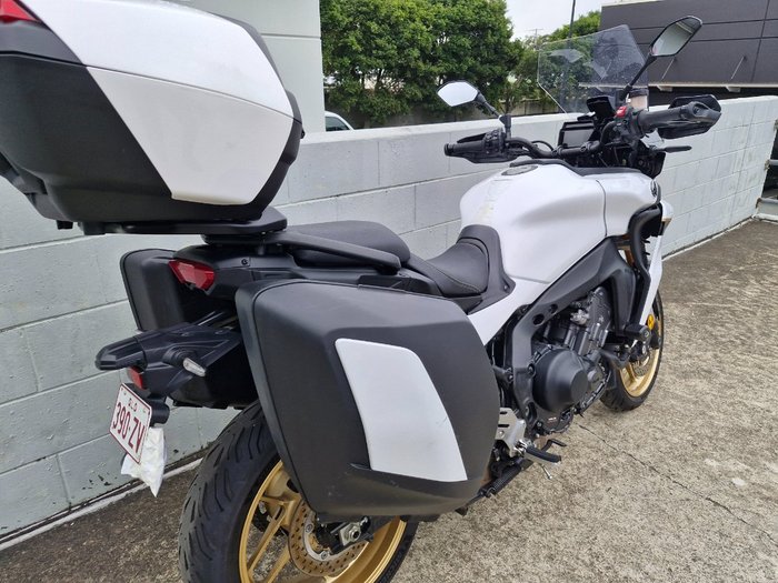 2023 Yamaha TRACER 9 GT (MT-09TRASP) White
