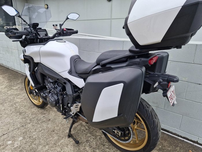2023 Yamaha TRACER 9 GT (MT-09TRASP) White