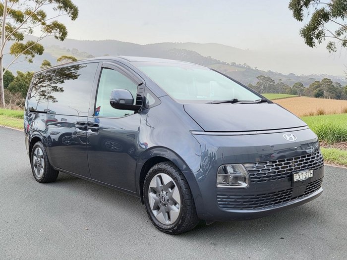 2023 Hyundai STARIA (No Badge)