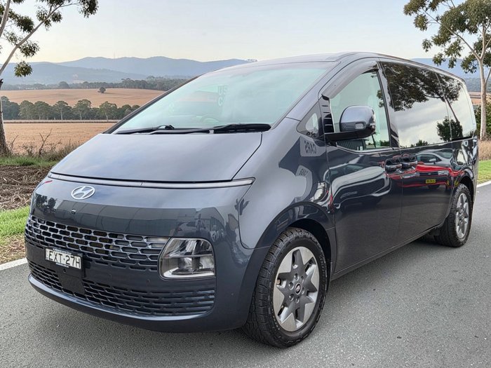 2023 Hyundai STARIA (No Badge)