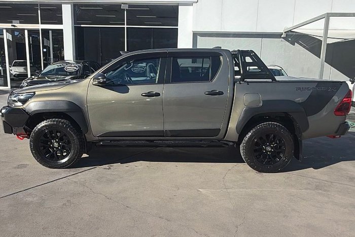 2022 Toyota Hilux Rugged X