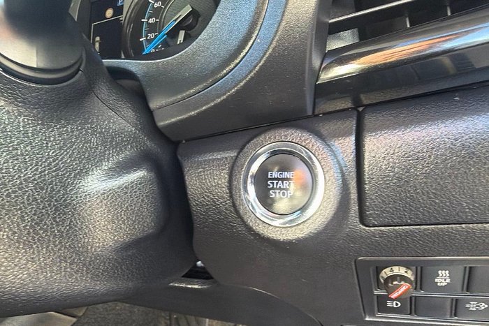 2022 Toyota Hilux Rugged X