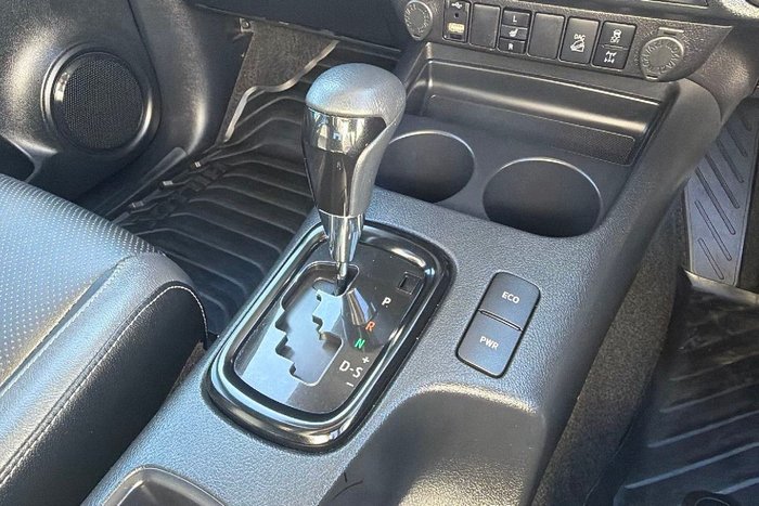 2022 Toyota Hilux Rugged X
