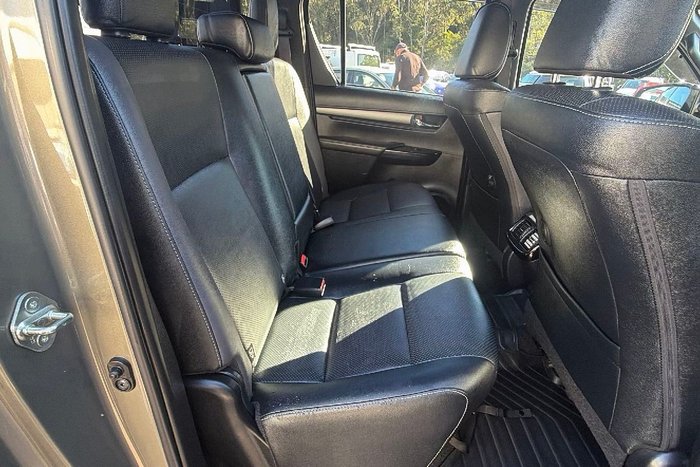 2022 Toyota Hilux Rugged X