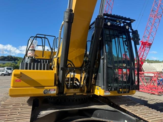 2023 Caterpillar 330Gc