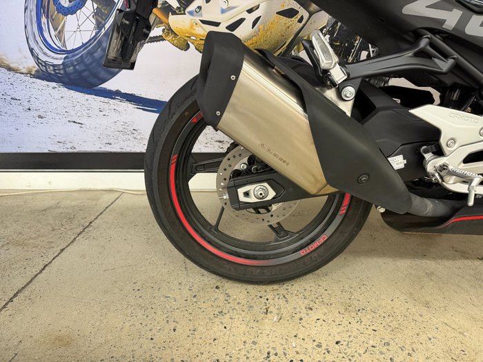 2023 CFMOTO 450 SR ABS BLACK