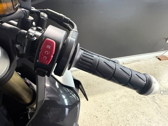 2023 CFMOTO 450 SR ABS BLACK
