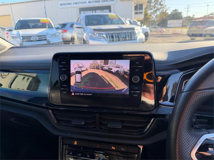2023 VOLKSWAGEN T-ROC 140TSI R-LINE (RESTRICTED FTR)