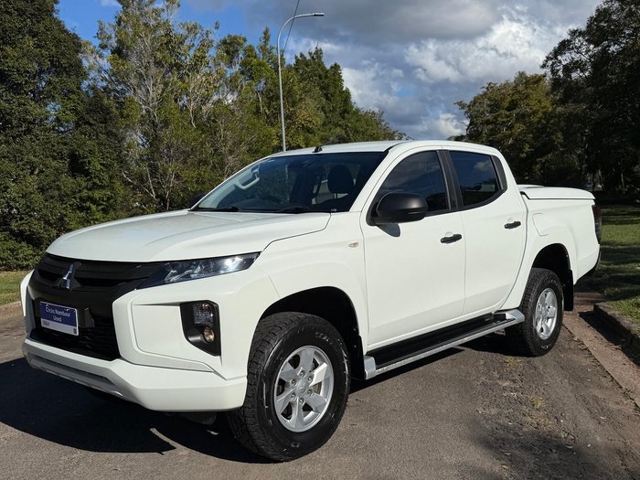 2021 Mitsubishi Triton GLX+