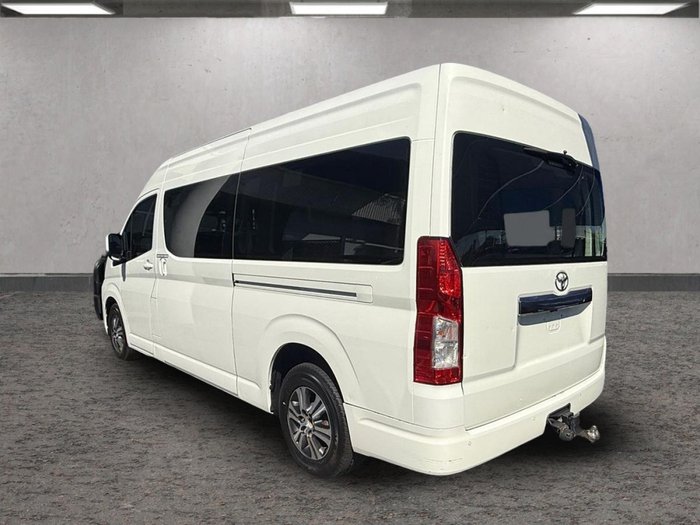 2020 Toyota Hiace Commuter GL
