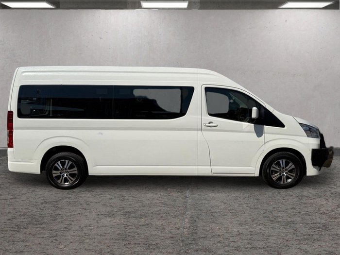 2020 Toyota Hiace Commuter GL
