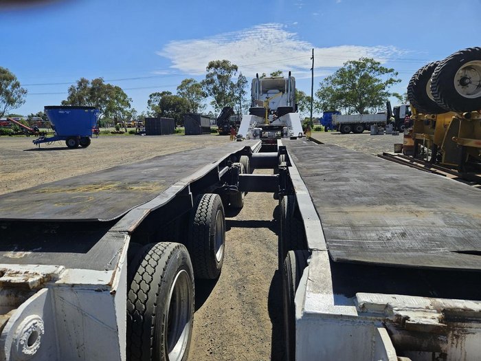 1982 Brentwood Lowloader