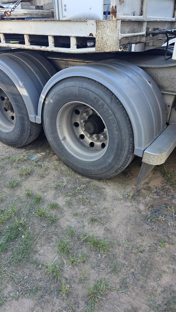 2010 Maxitrans Flat Top Bdouble Suit Kenworth 909 Or 4900 Star