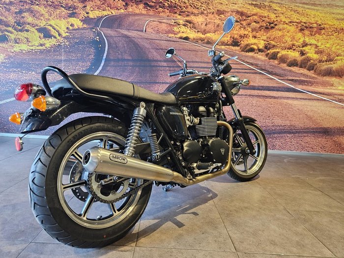 2014 Triumph Bonneville 865 Bonneville Black