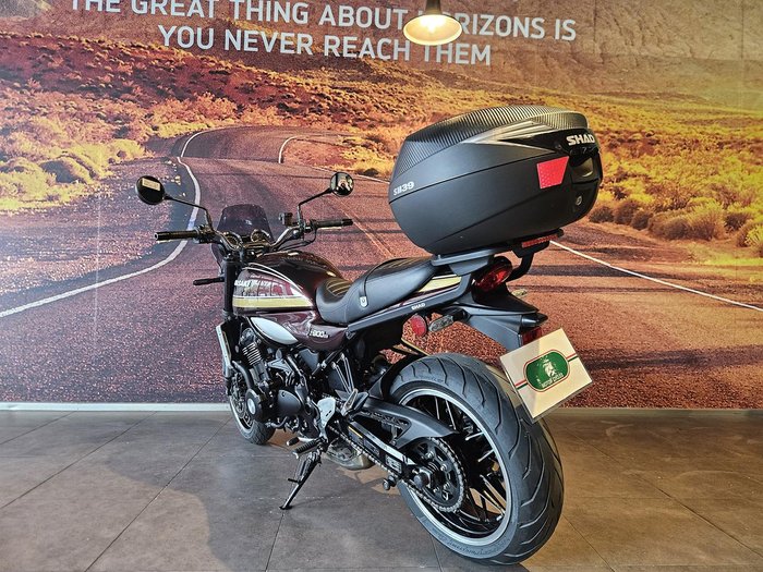 2024 Kawasaki Z900RS (Z900C) Z Maroon