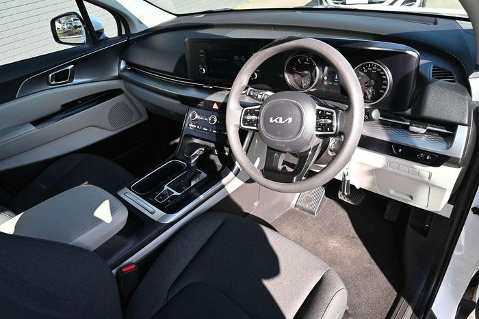 2023 Kia Carnival S