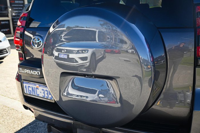 2018 Toyota Landcruiser Prado VX