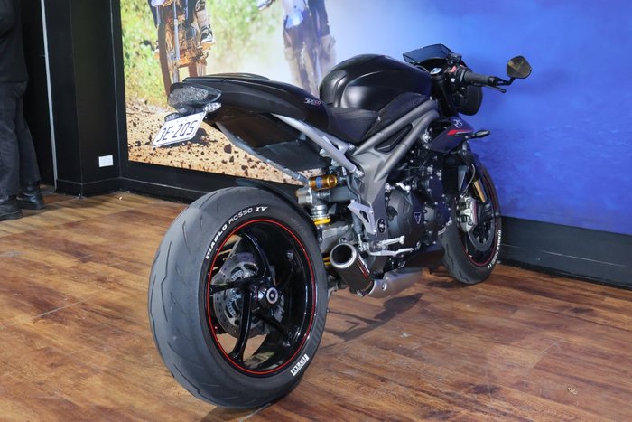 2018 TRIUMPH SPEED TRIPLE R-ABS Black