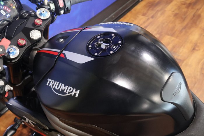 2018 TRIUMPH SPEED TRIPLE R-ABS Black