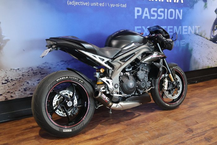 2018 TRIUMPH SPEED TRIPLE R-ABS Black