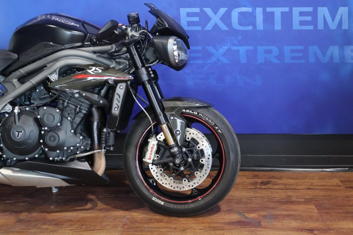 2018 TRIUMPH SPEED TRIPLE R-ABS Black