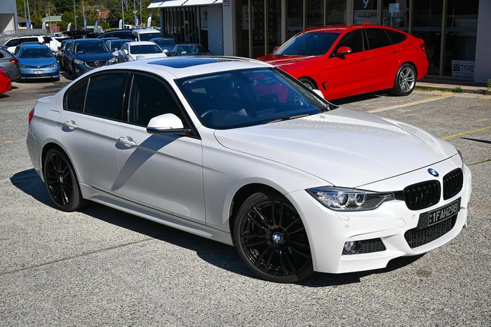 2012 BMW 3 Series 320i