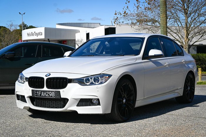 2012 BMW 3 Series 320i