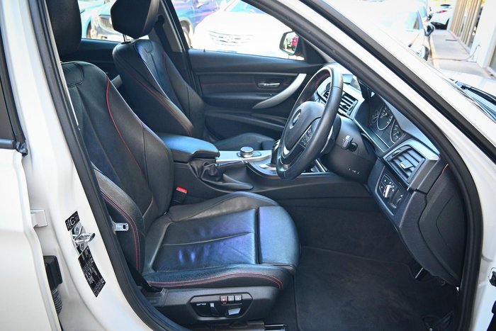 2012 BMW 3 Series 320i