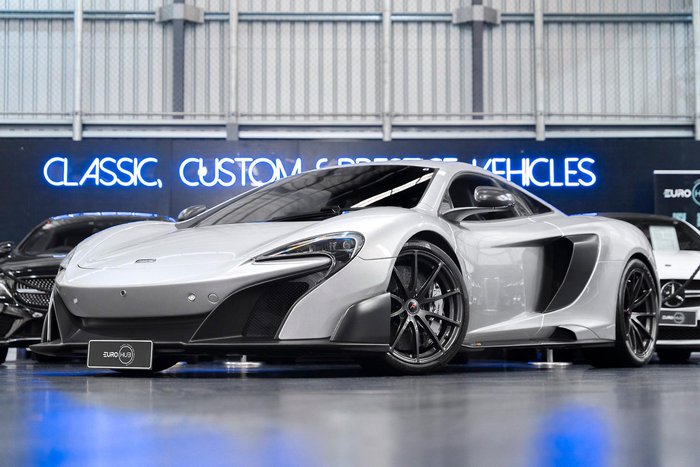 2016 McLaren 675LT
