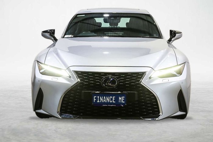 2021 Lexus IS