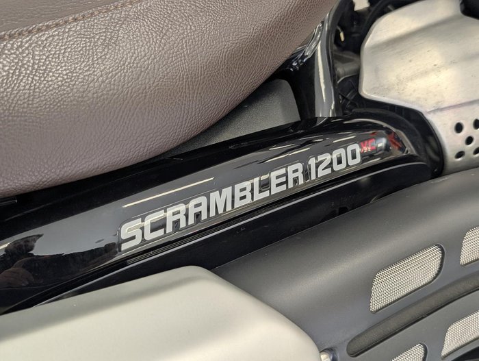 2020 Triumph Scrambler XC Scrambler Black
