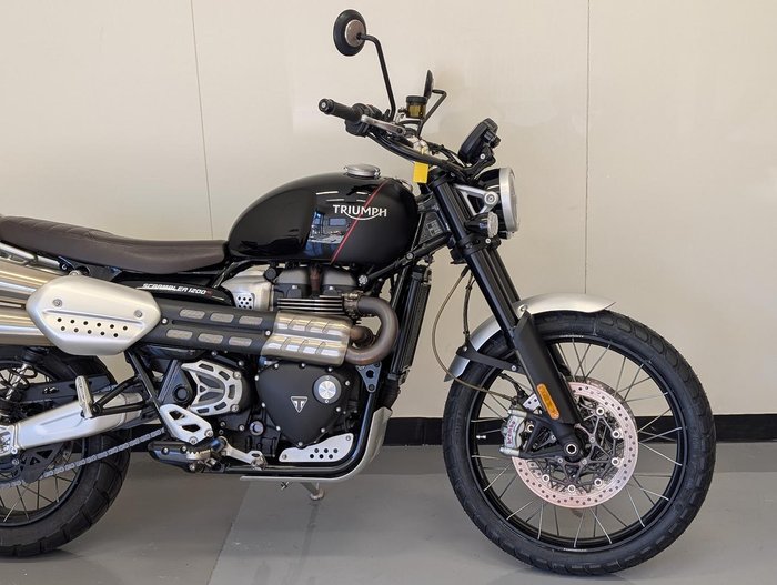 2020 Triumph Scrambler XC Scrambler Black