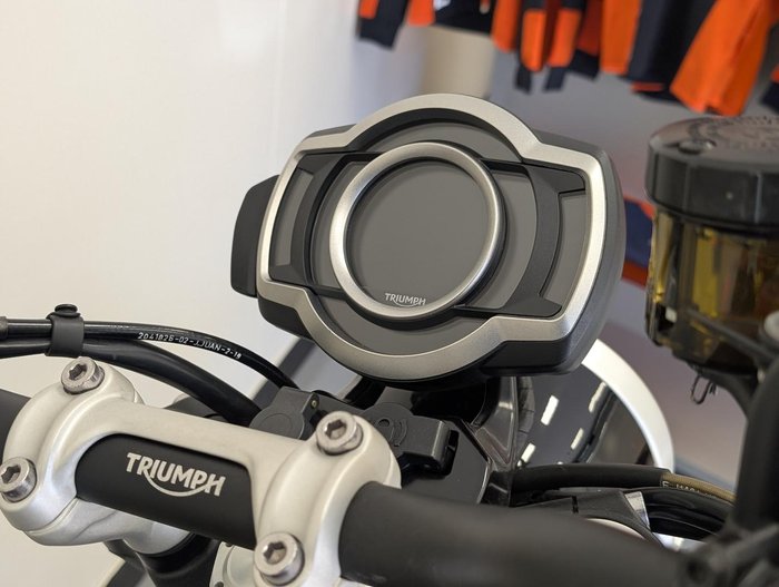 2020 Triumph Scrambler XC Scrambler Black