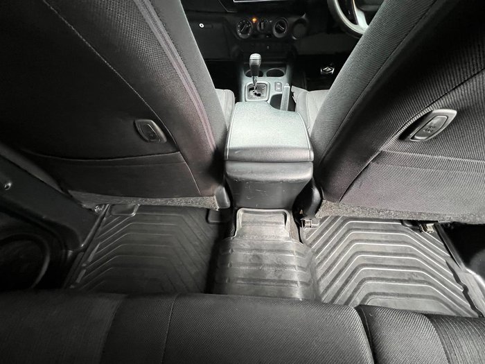 2015 Toyota Hilux SR Hi-Rider