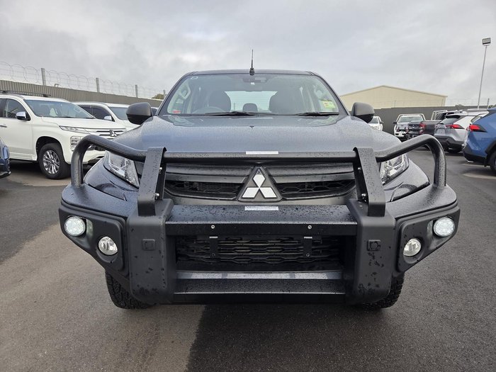 2022 Mitsubishi Triton GLX+