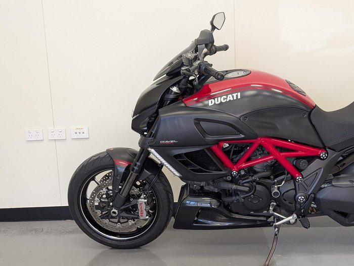 2012 Ducati Diavel Carbon Diavel Red