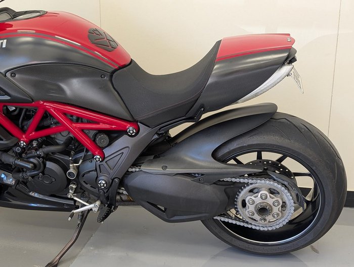 2012 Ducati Diavel Carbon Diavel Red
