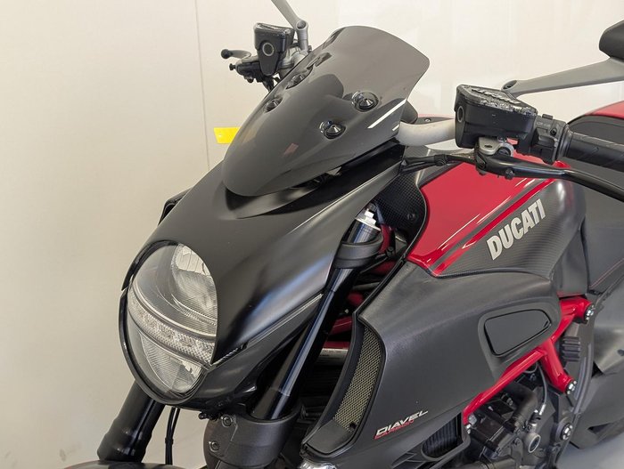 2012 Ducati Diavel Carbon Diavel Red