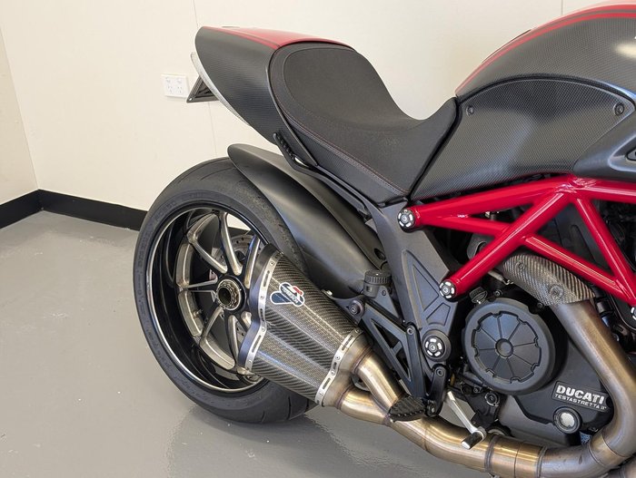 2012 Ducati Diavel Carbon Diavel Red