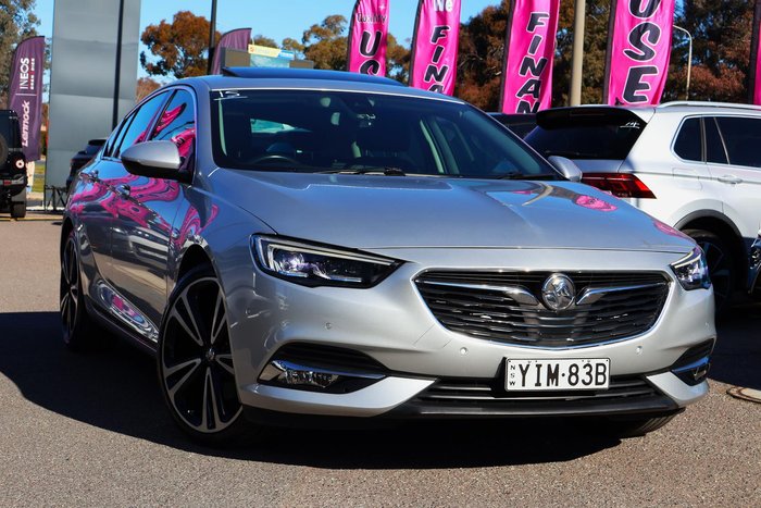 2018 Holden Calais
