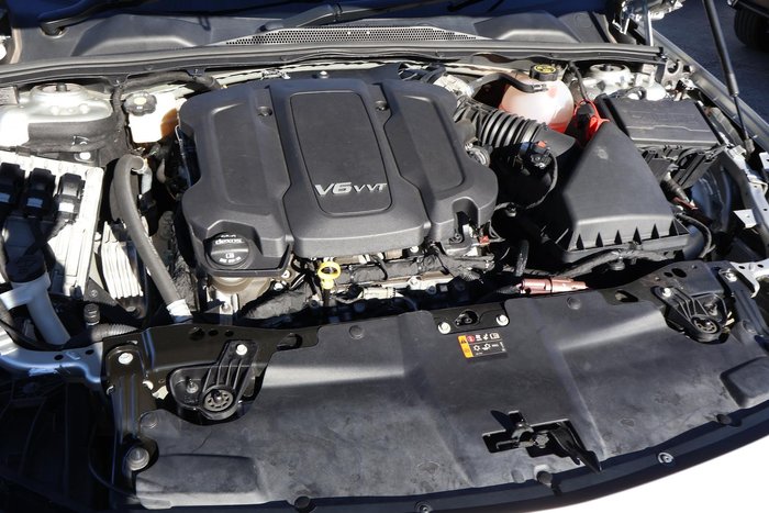 2018 Holden Calais V